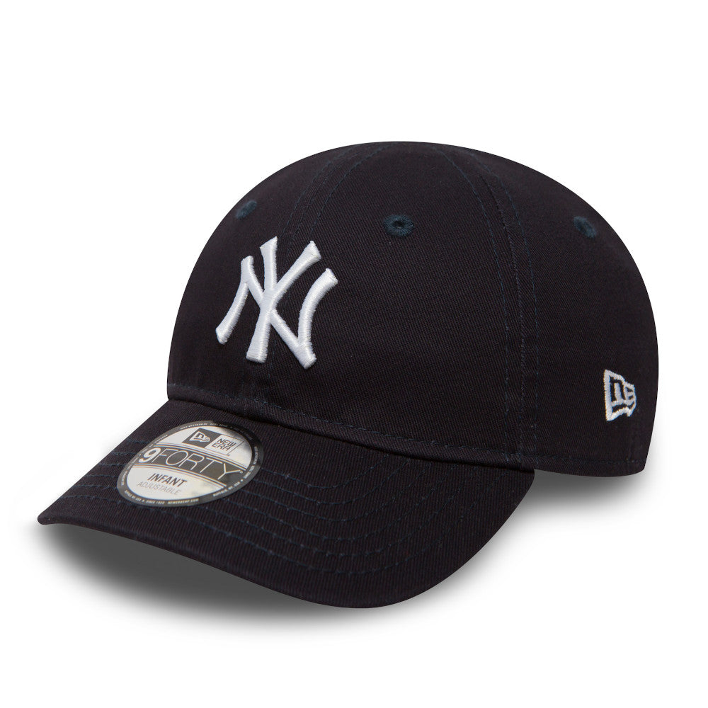 familiar ✖︎newera 11157577_1.jpg?v=1687345094