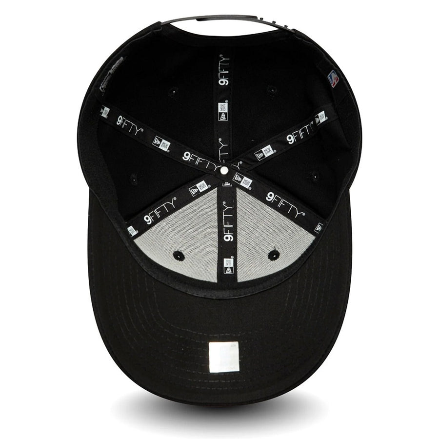 Chicago Bulls 9Fifty Stretch Snap Tonal Black Cap