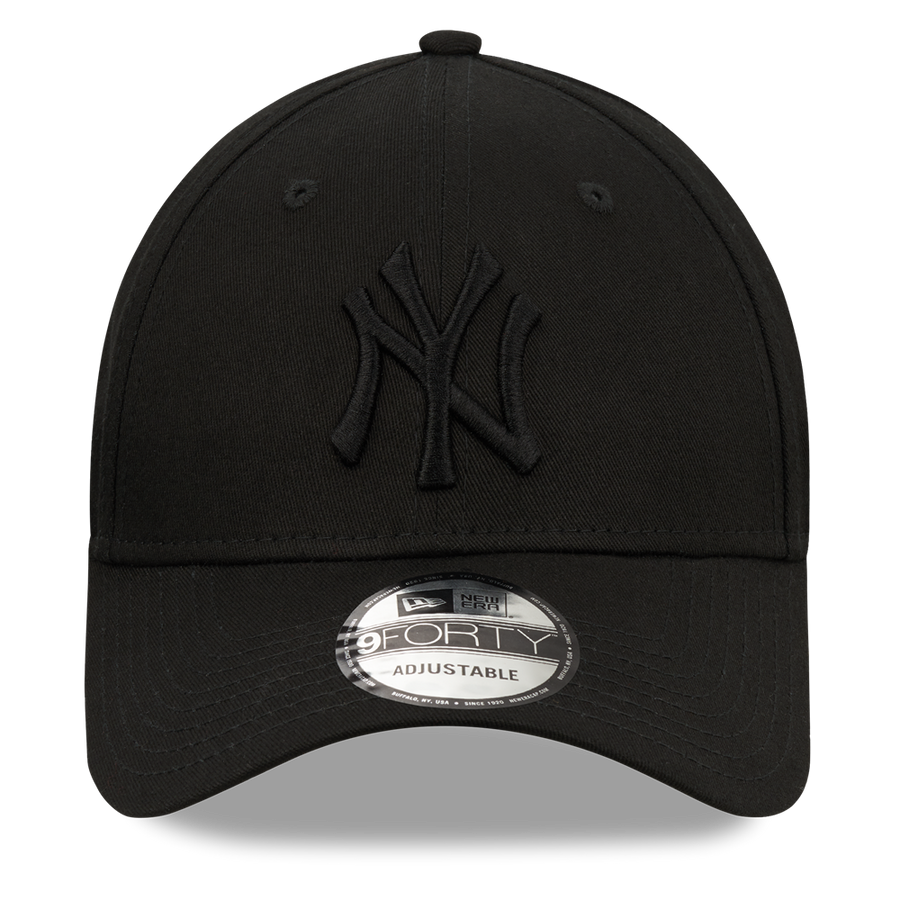 New York Yankees 9FORTY League Essential Snapback Black Cap