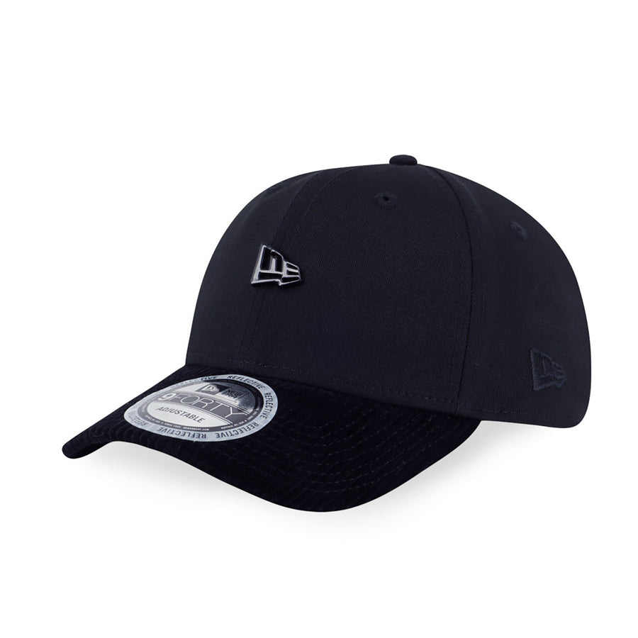 New Era 9FORTY Apac Dark 90s Black Cap
