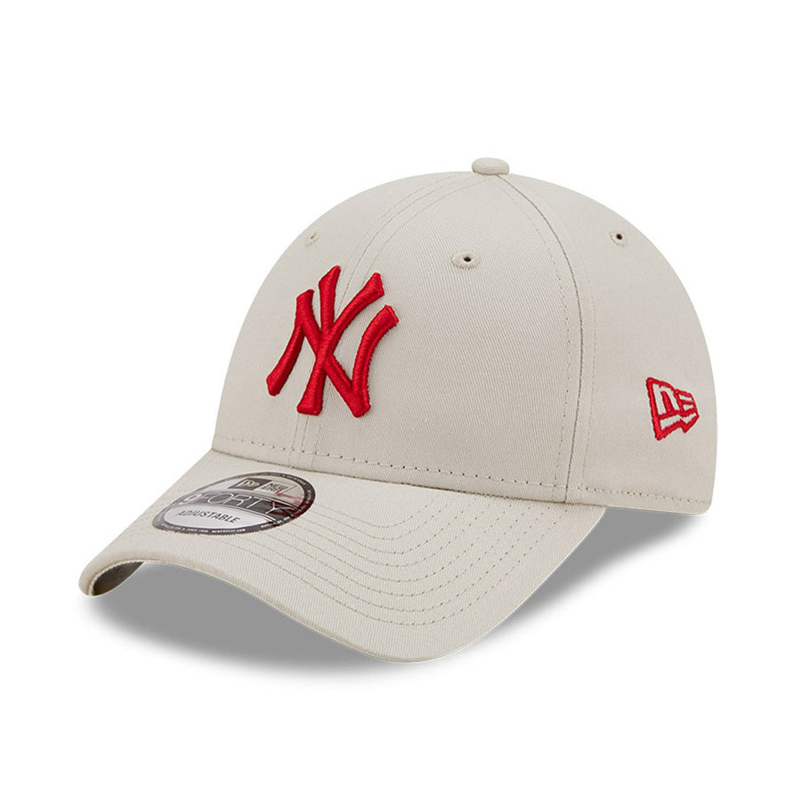 New York Yankees 9FORTY League Essential Stone Cap