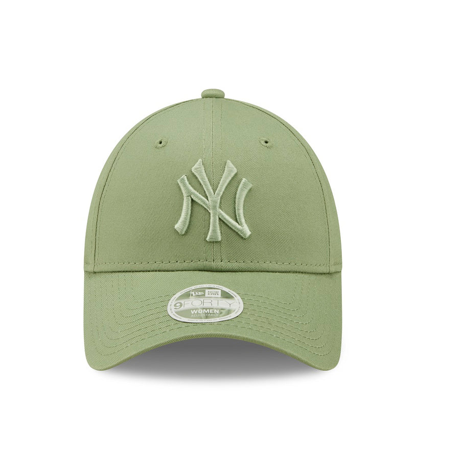 New York Yankees 9FORTY Womens League Essential Green Cap