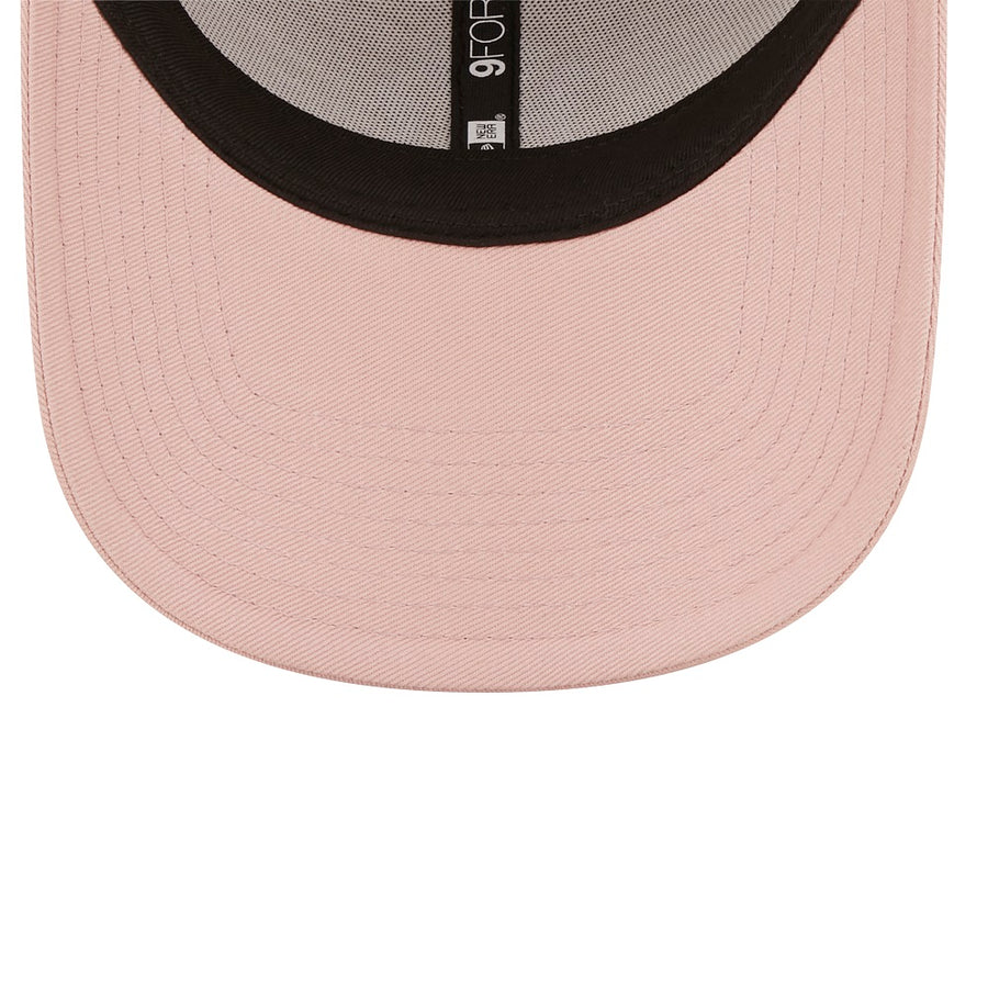 New York Yankees 9FORTY League Essential Pink Cap