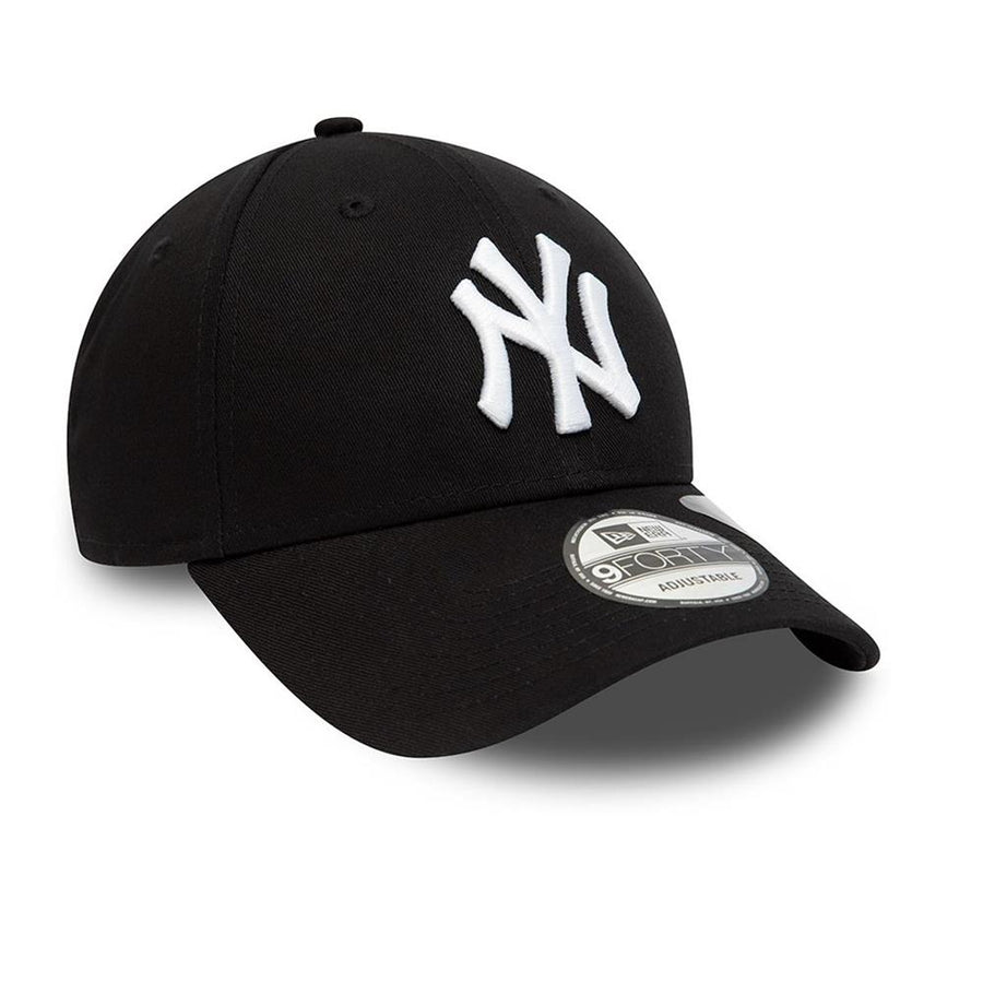 New York Yankees 9FORTY League Essential Repreve Black Cap