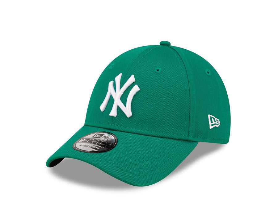 New York Yankees 9FORTY Womens League Essential Green Cap