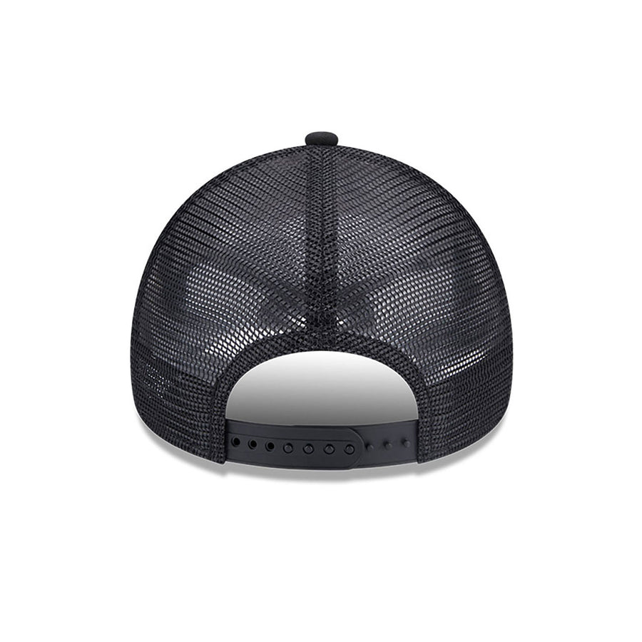 New Era Food Trucker White/Black Cap