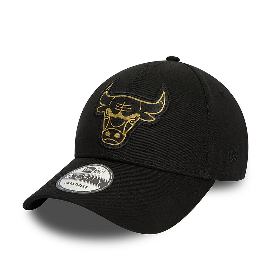 Chicago Bulls 9FORTY Metallic Badge Black Cap