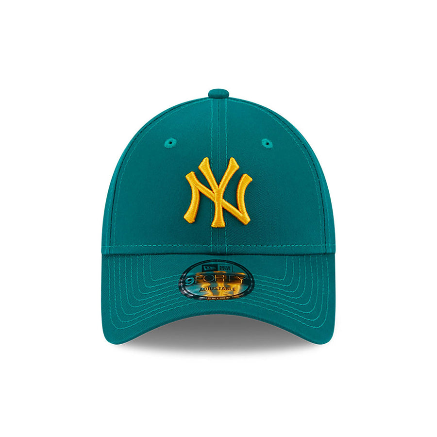 New York Yankees 9FORTY League Essential Green Cap