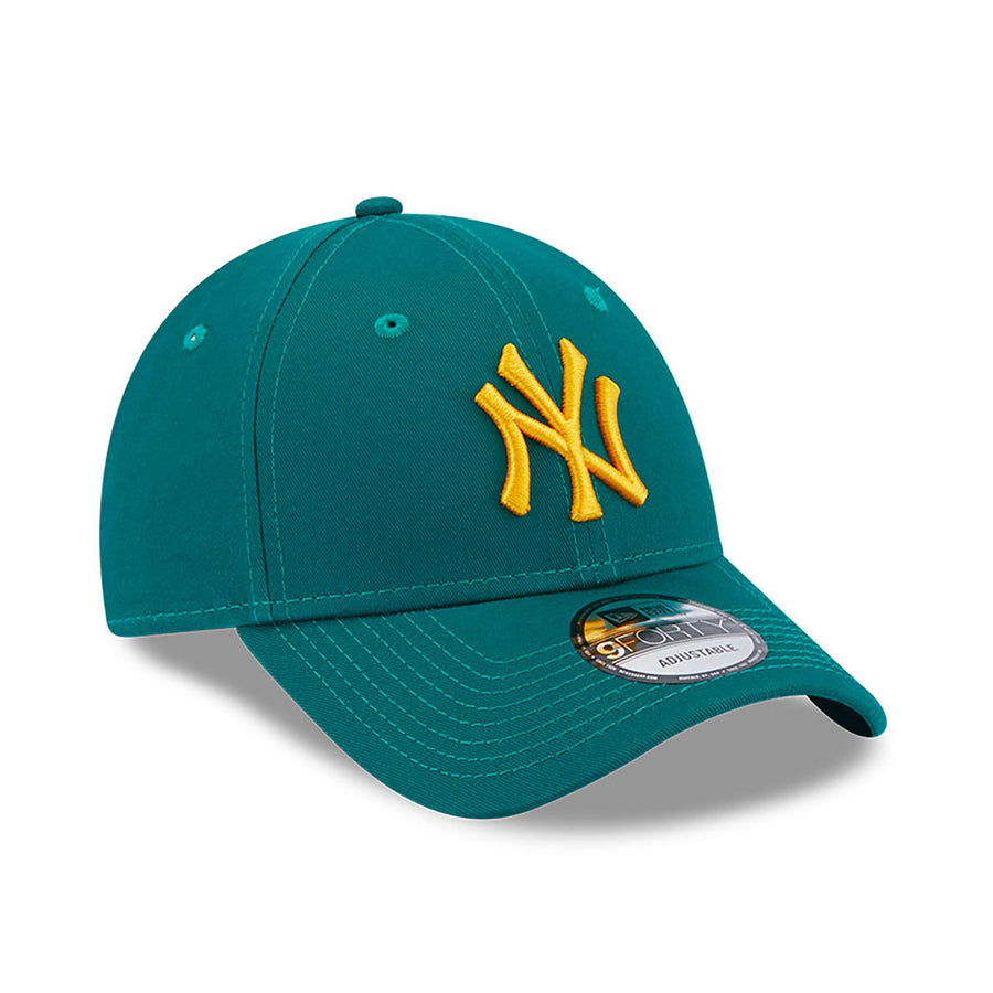 New York Yankees 9FORTY League Essential Green Cap