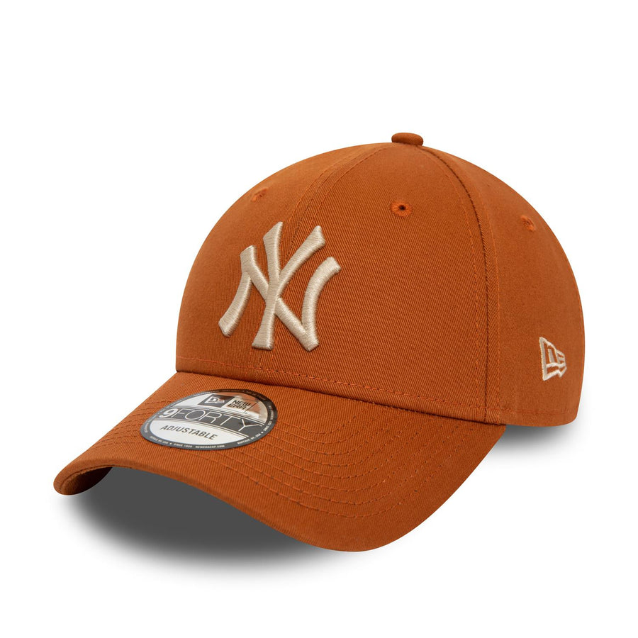 New York Yankees 9FORTY League Essential Brown/Stone Cap