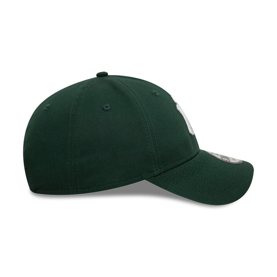 New York Yankees 9FORTY League Essential Dark Green Cap