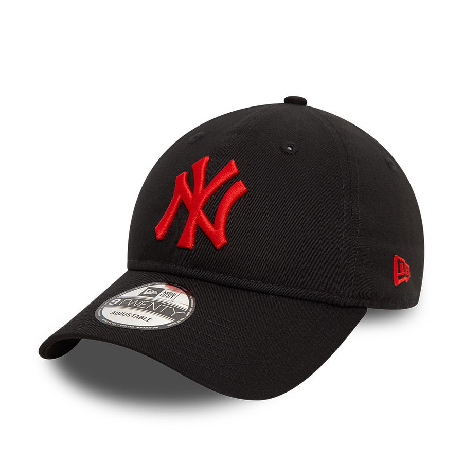 New York Yankees 9TWENTY League Essential Black Cap