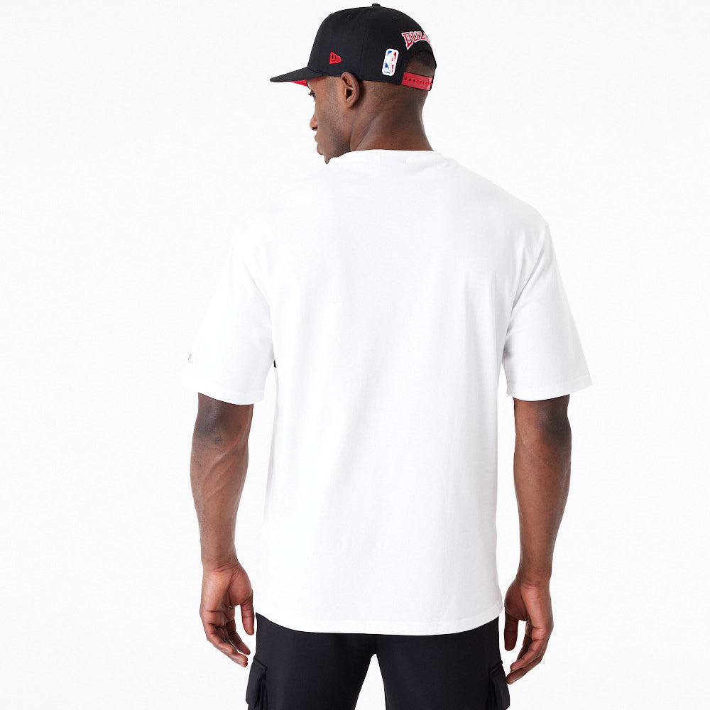 Chicago Bulls NBA Large Wordmark Oversized White Tee – NewEra