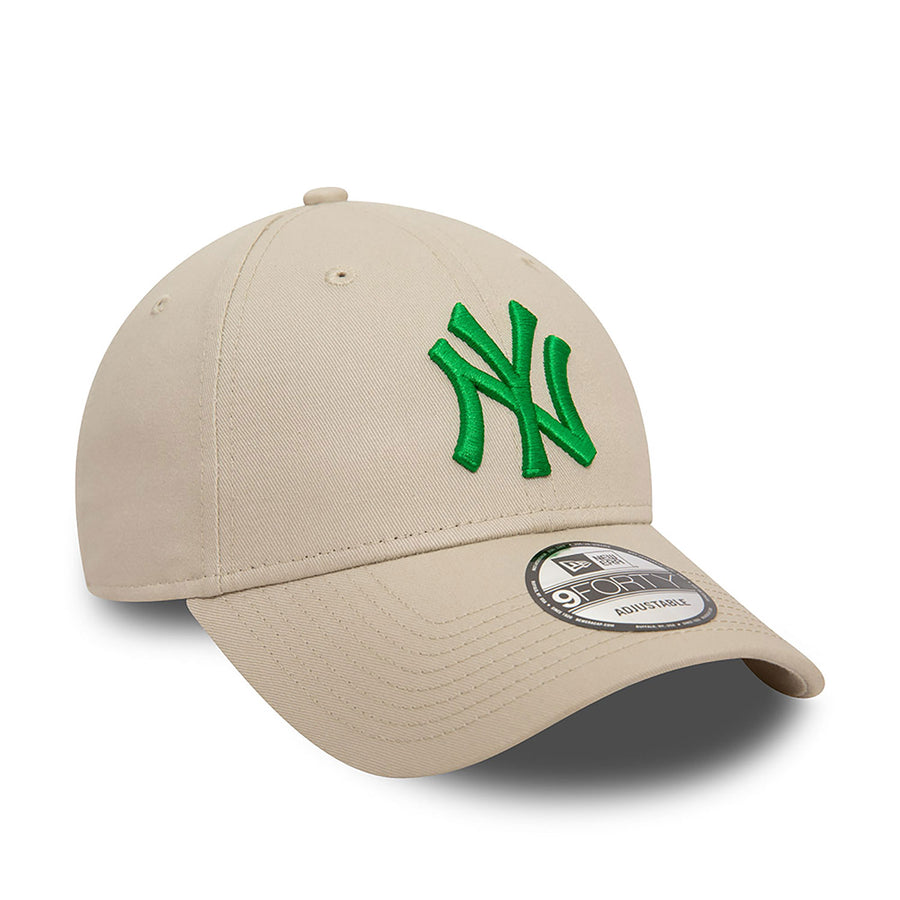 New York Yankees 9FORTY League Essential Stone Cap