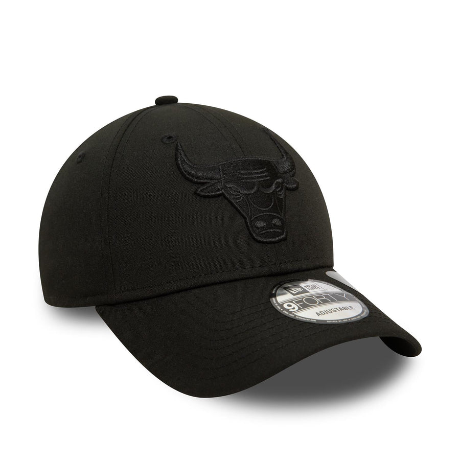 Chicago Bulls 9FORTY Repreve Outline Black Cap