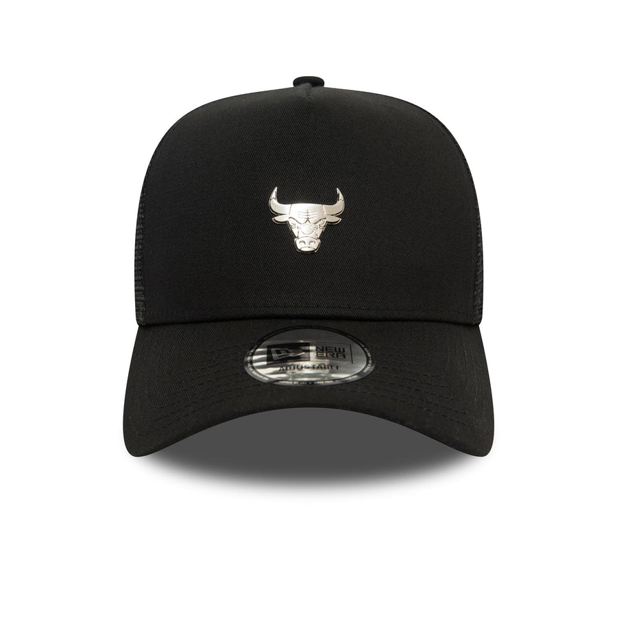 Chicago Bulls E-Frame Metallic  Black Trucker Cap