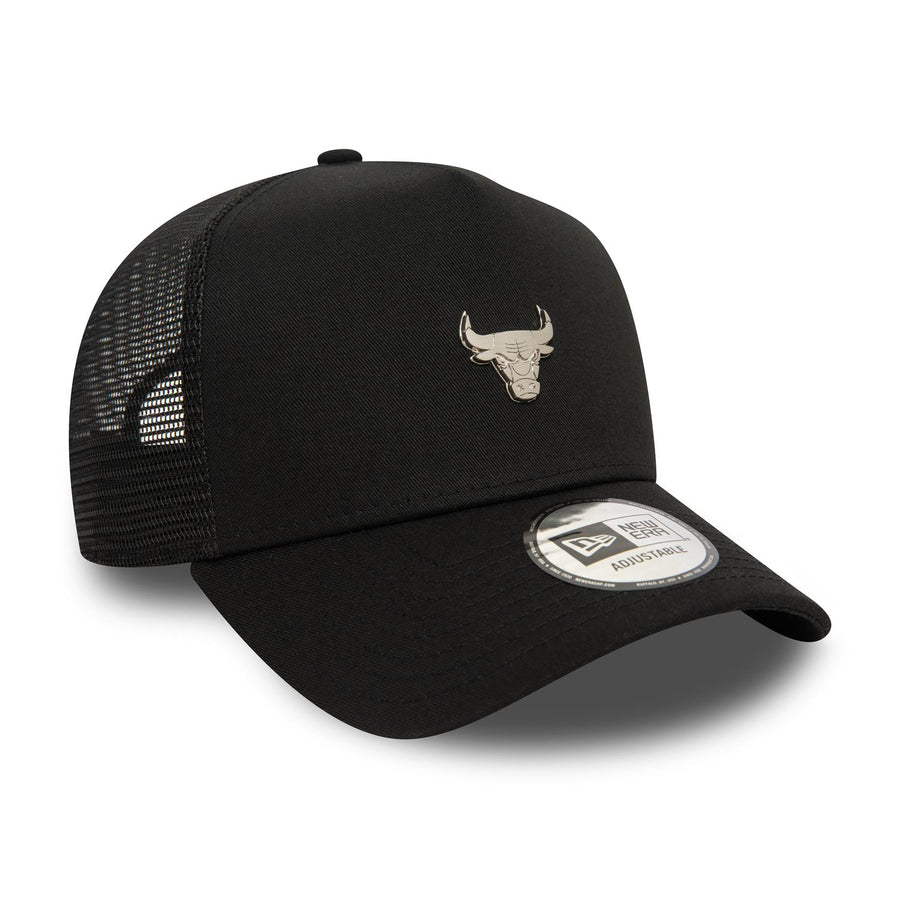 Chicago Bulls E-Frame Metallic  Black Trucker Cap