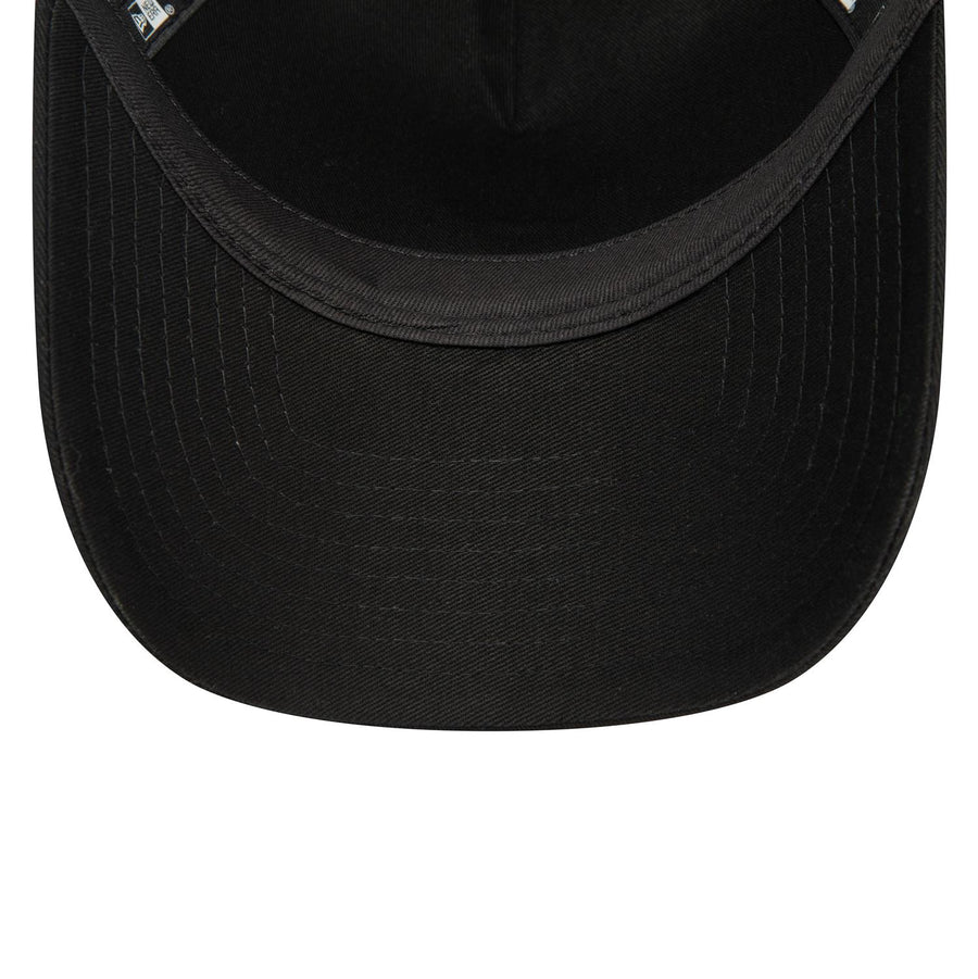 Chicago Bulls E-Frame Metallic  Black Trucker Cap