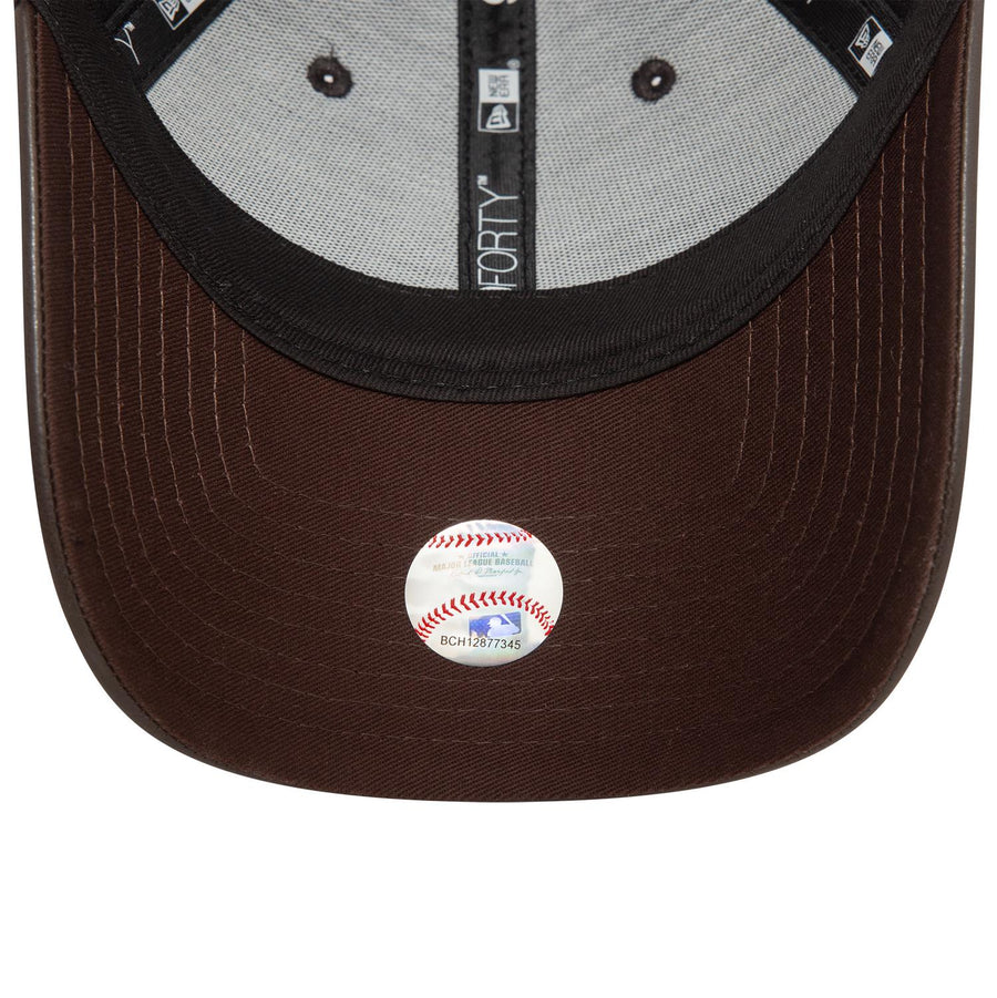 New York Yankees 9FORTY Womens Midi PU Dark Brown Cap