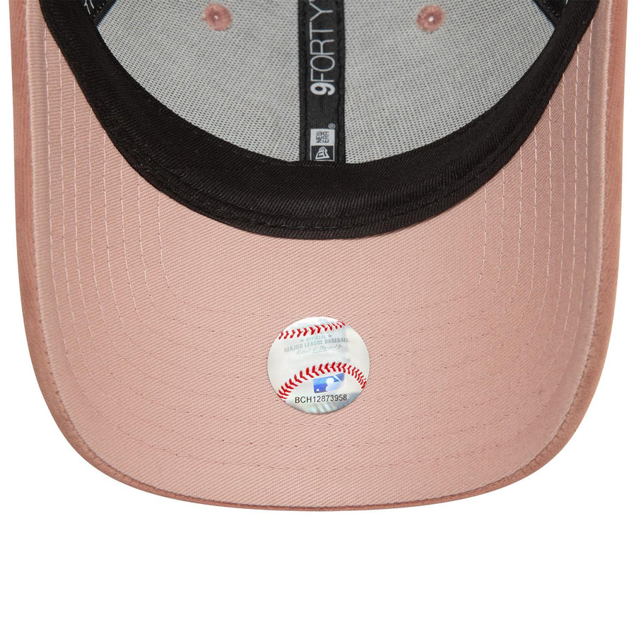 New York Yankees 9FORTY Womens Velour Diamante Pastel Pink Cap