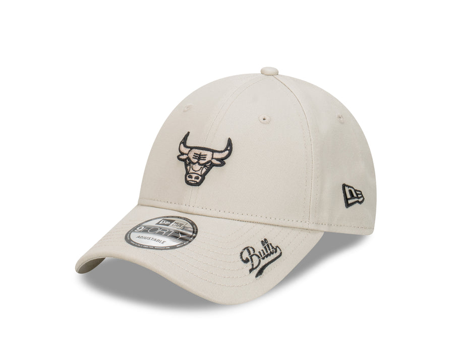 Chicago Bulls 9FORTY Apac Visor Script Stone Cap