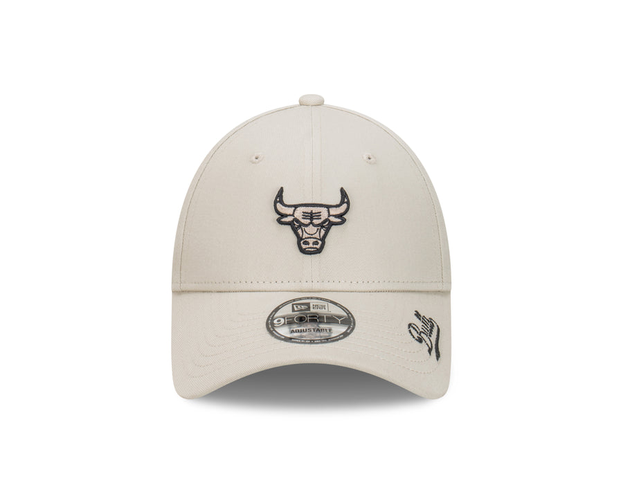Chicago Bulls 9FORTY Apac Visor Script Stone Cap