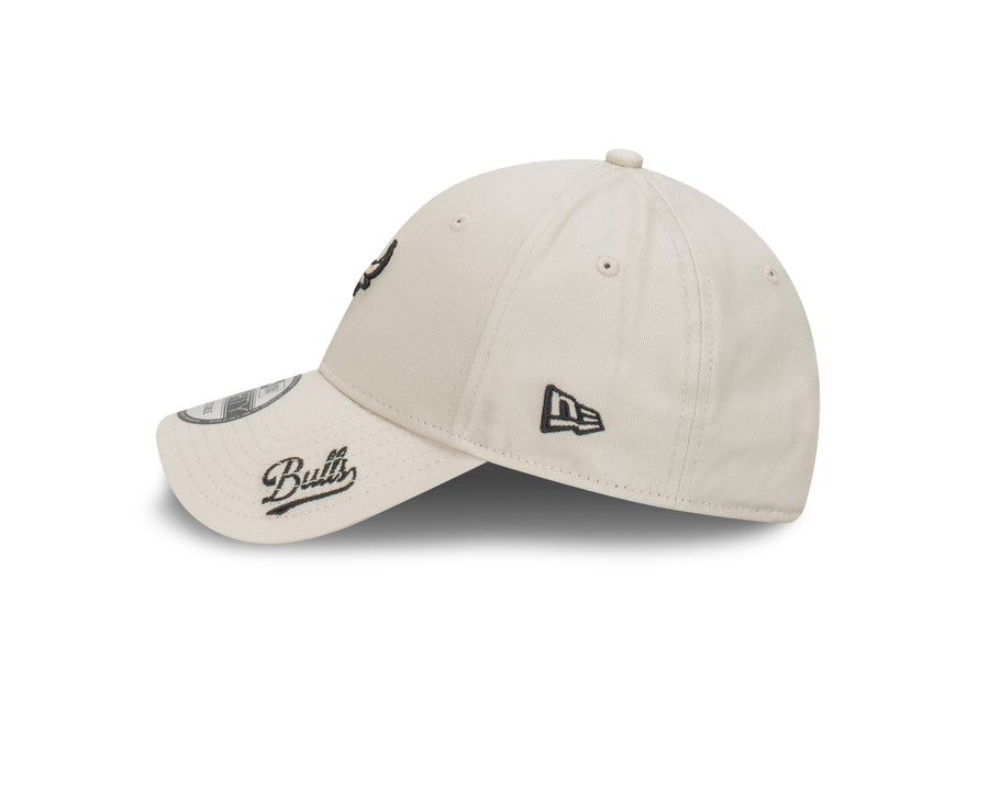 Chicago Bulls 9FORTY Apac Visor Script Stone Cap