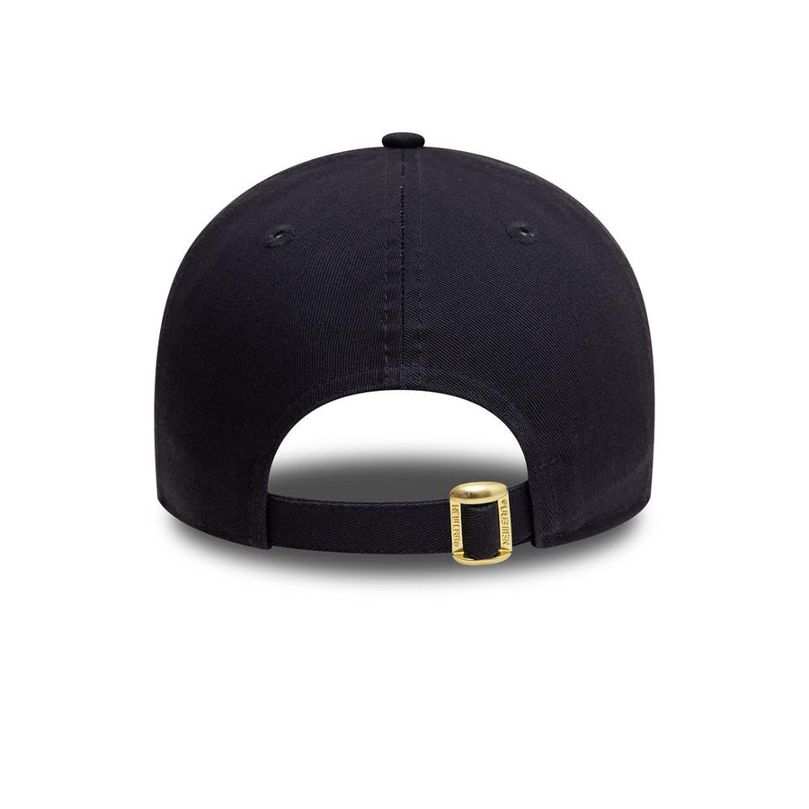 Chicago Bulls 9FORTY Metallic Badge Black Cap