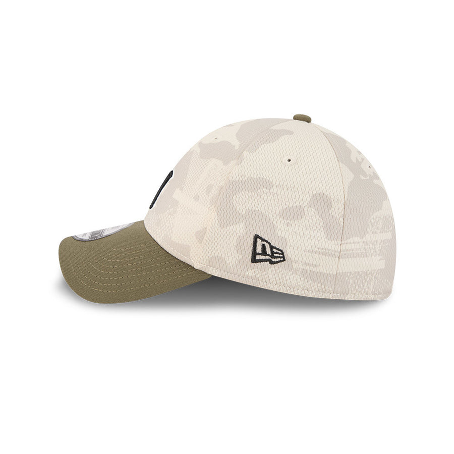 New York Yankees 39THIRTY MLB Armed Forces Day 2025 Stone/Olive Cap