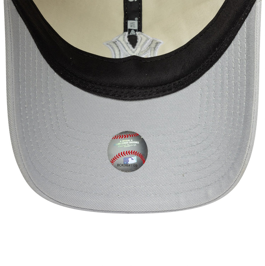 New York Yankees 9TWENTY World Series Stone/Grey Cap