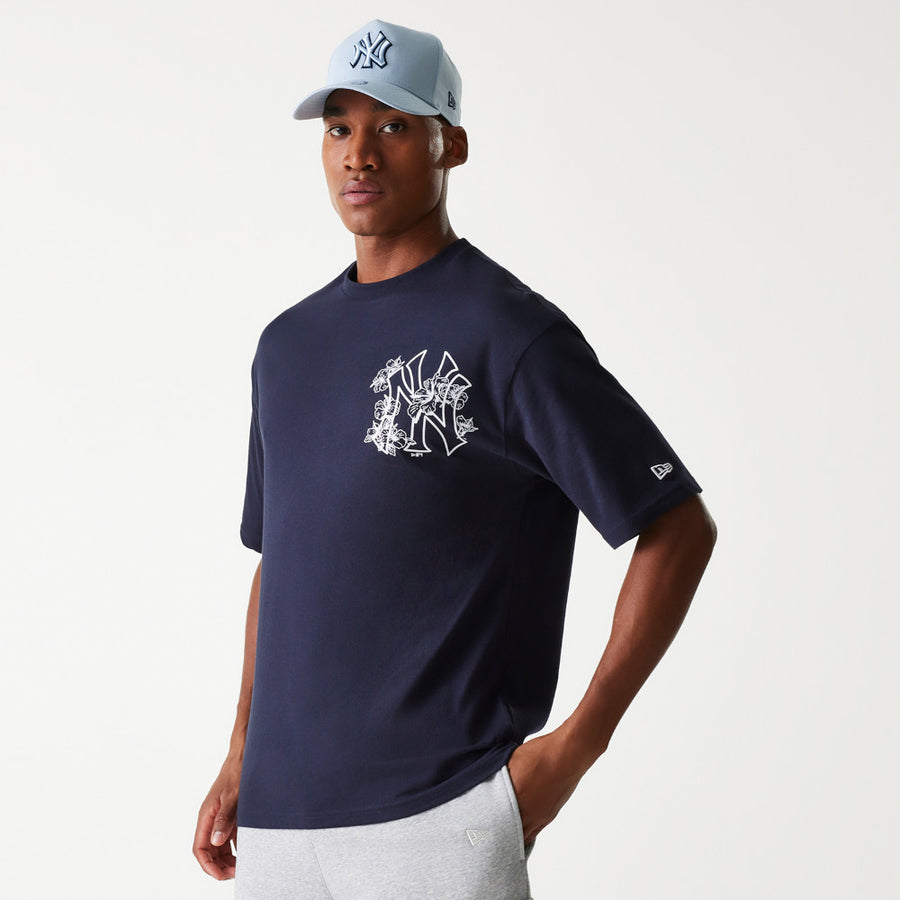 New York Yankees MLB Floral Graphic Oversized Navy Tee