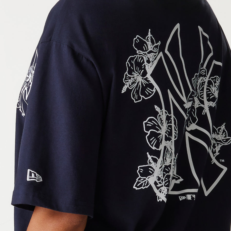 New York Yankees MLB Floral Graphic Oversized Navy Tee