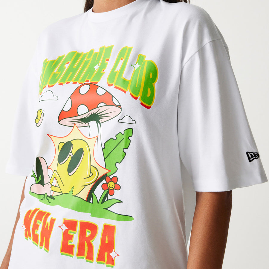 New Era Outdoor Graphic Oversized White Tee