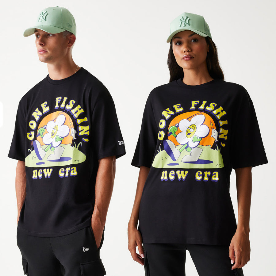 New Era Outdoor Graphic Oversized Black Tee