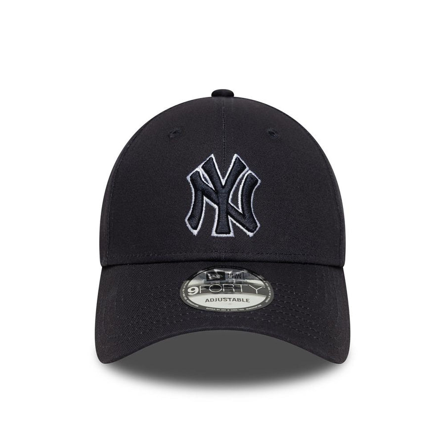New York Yankees 9FORTY MLB Outline Navy Cap