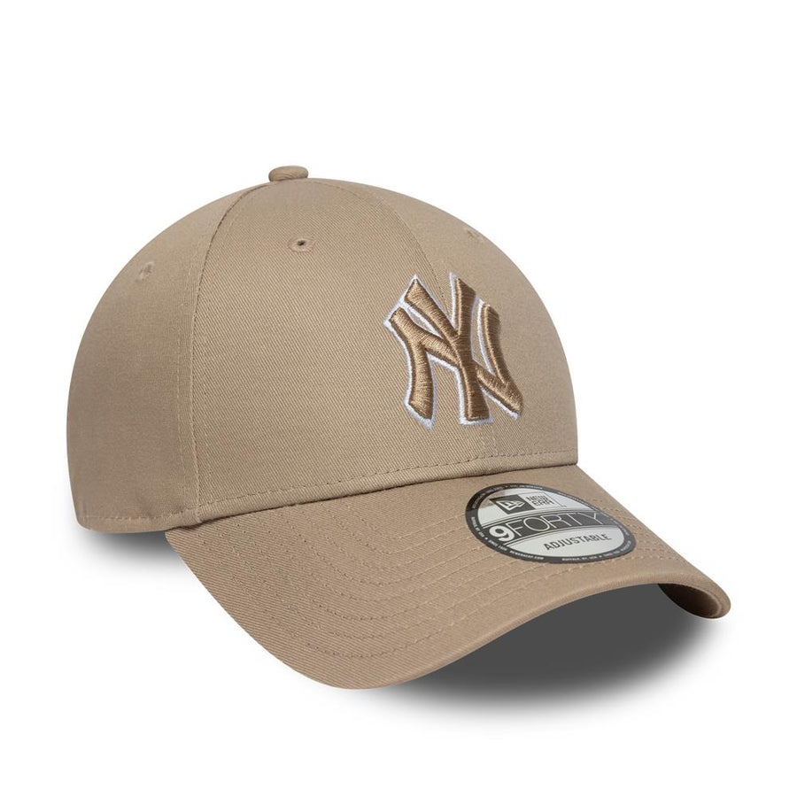 New York Yankees 9FORTY MLB Outline Pastel Brown Cap
