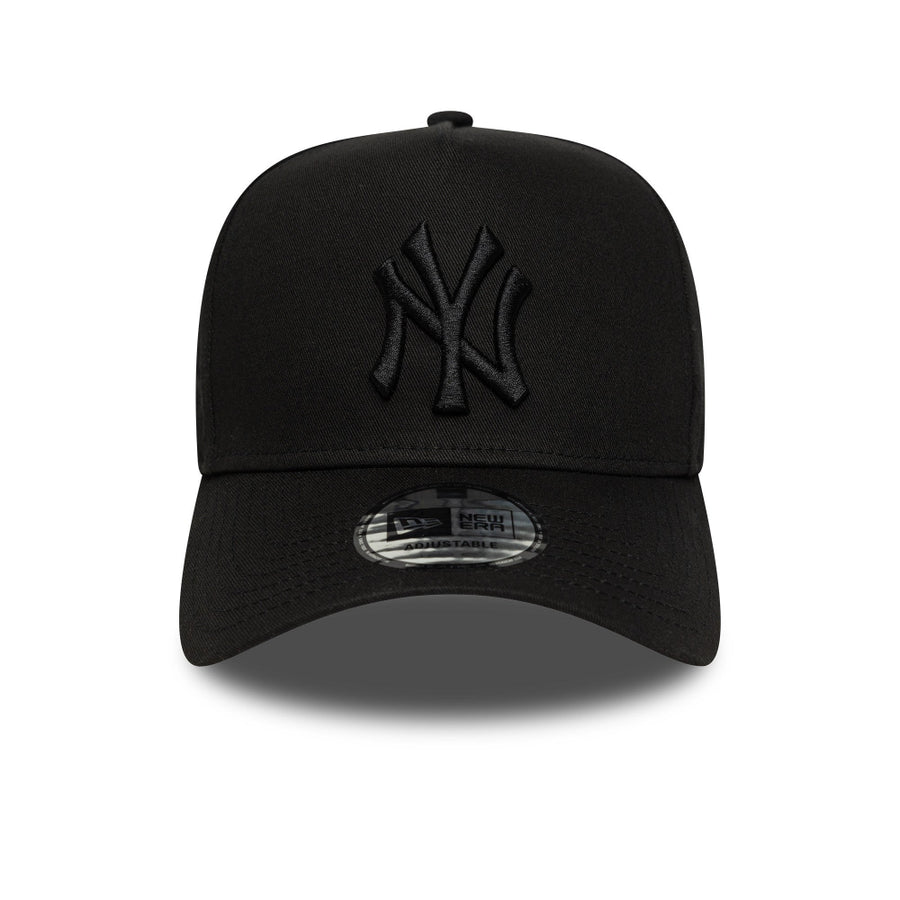 New York Yankees E-Frame League Essential Black Trucker Cap