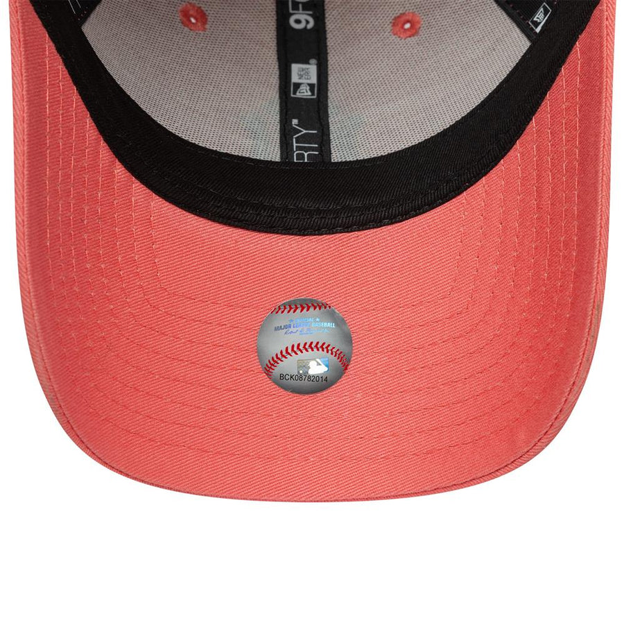 New York Yankees 9FORTY Womens MLB Mid League Essential Pastel Pink Cap
