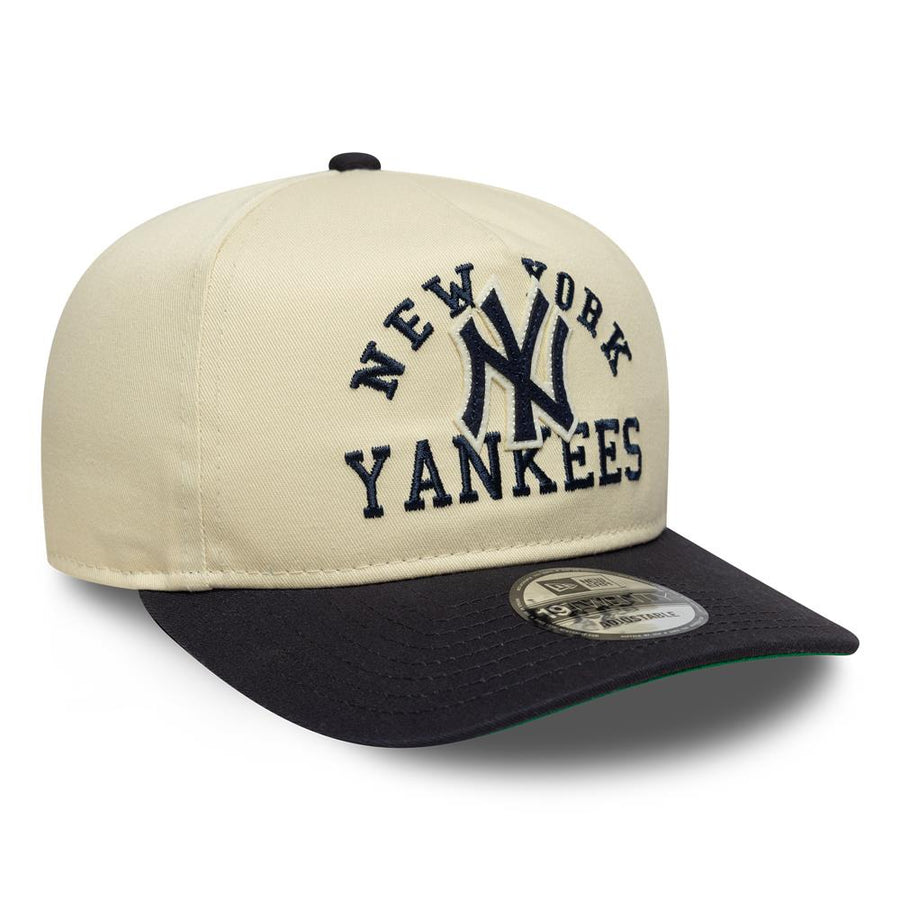 New York Yankees 19TWENTY Pre Curved MLB Heritage Stone Cap