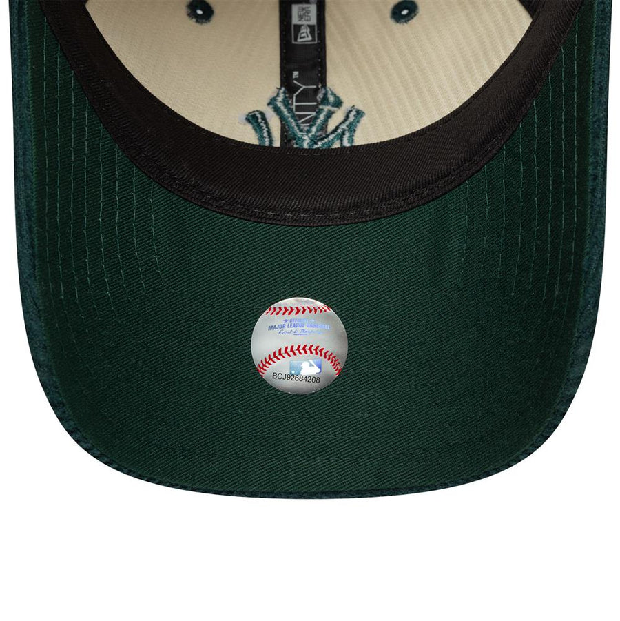 New York Yankees 9TWENTY Womens MLB Block Cord Stone/Green Cap