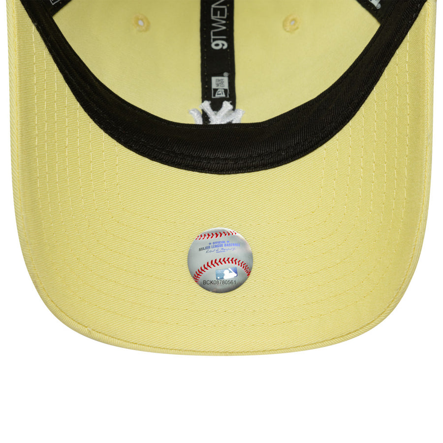 New York Yankees 9TWENTY MLB Mini Logo Washed Pastel Yellow Cap