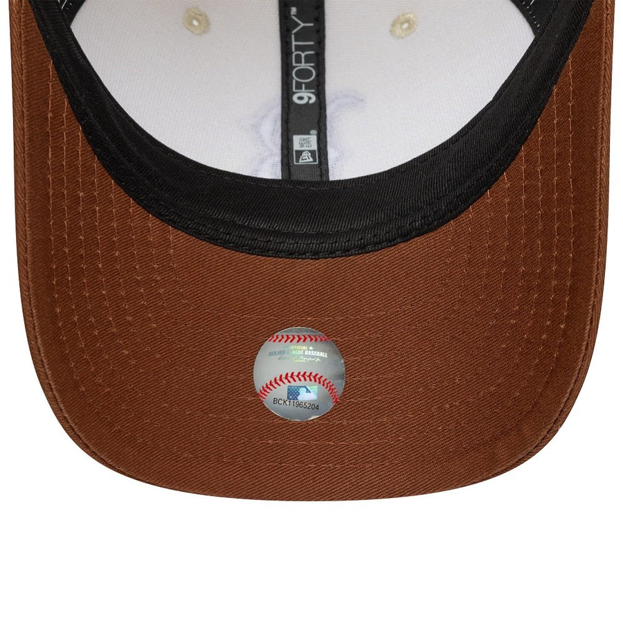 Boston Red Sox 9FORTY M-Crown Colourblock Stone/Brown Cap