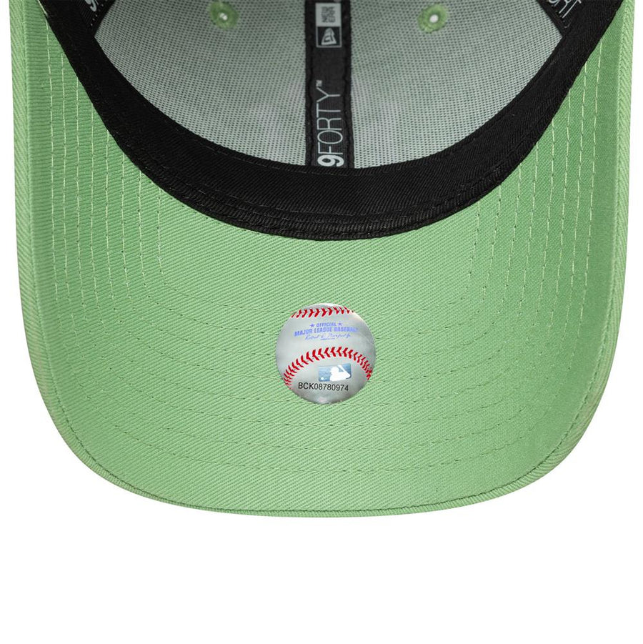 New York Yankees 9FORTY Womens MLB League Essential Pastel Green Cap