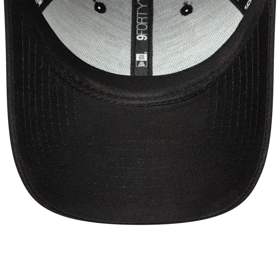 Chicago Bulls 9FORTY NBA Team Outline Black Cap