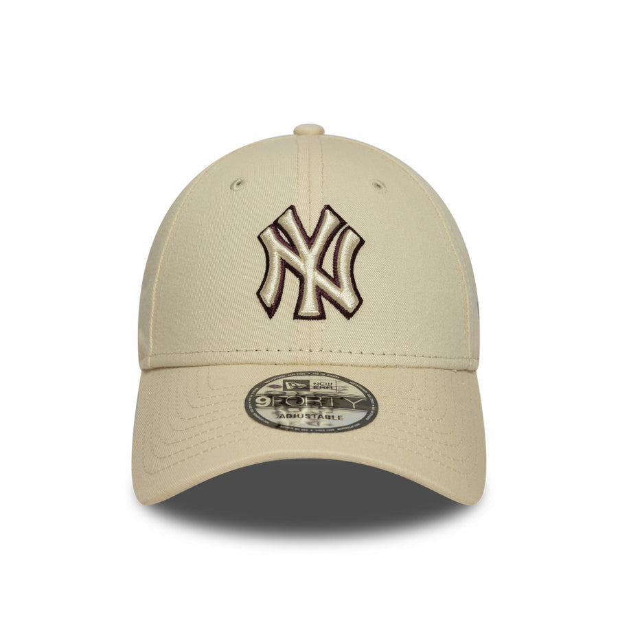 New York Yankees 9FORTY MLB Team Outline Stone Cap