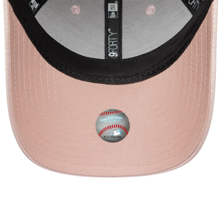 New York Yankees 9FORTY Womens Satin Bow Back Pastel Pink Cap