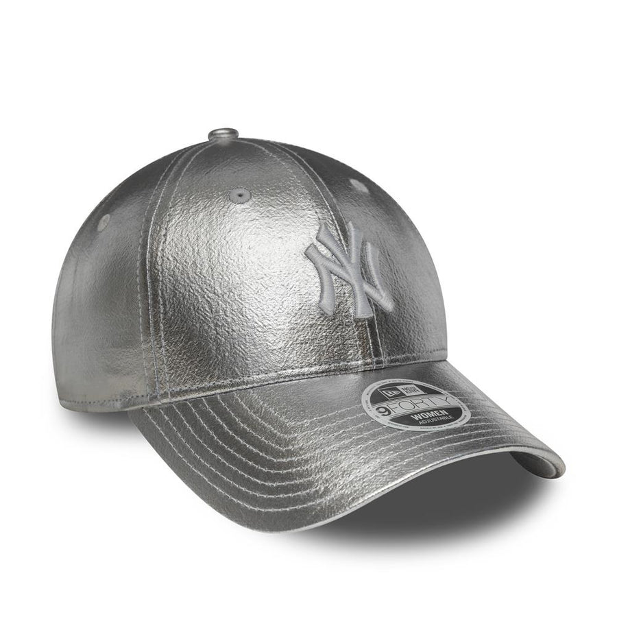 New York Yankees 9FORTY Womens Metallic Silver Cap