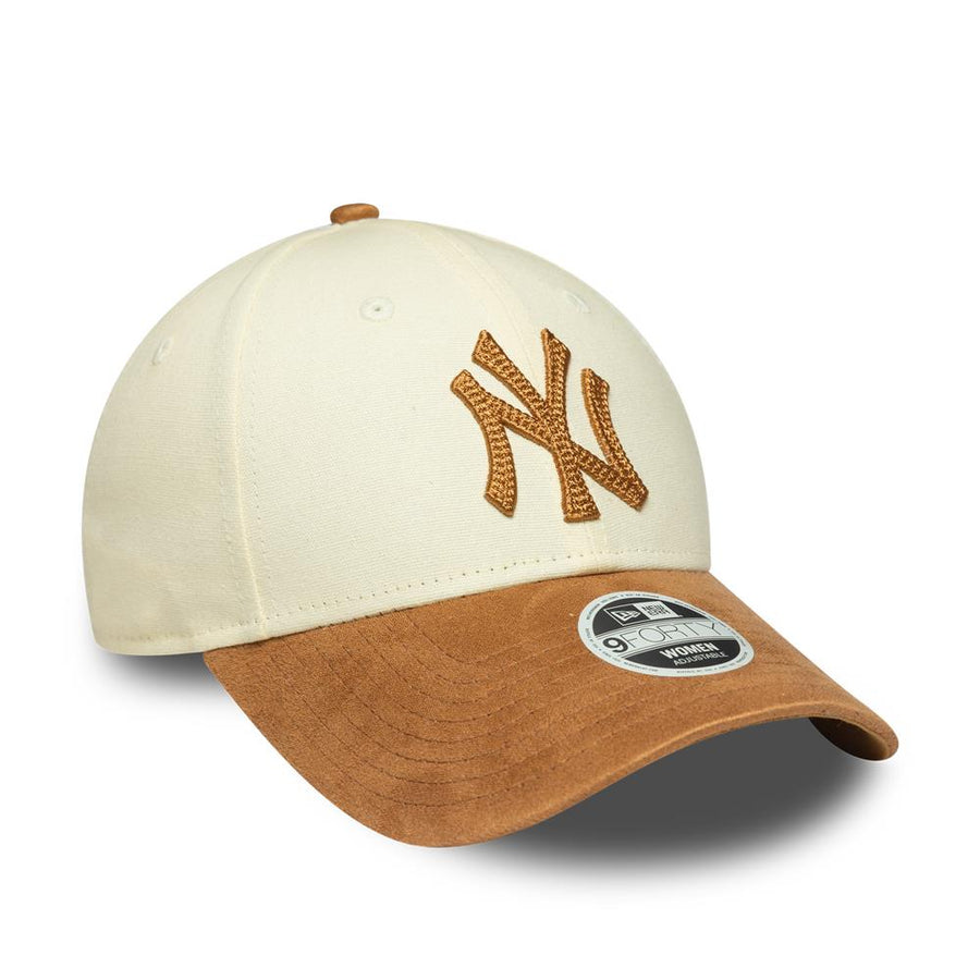 New York Yankees 9FORTY Womens Faux Suede Light Beige Cap