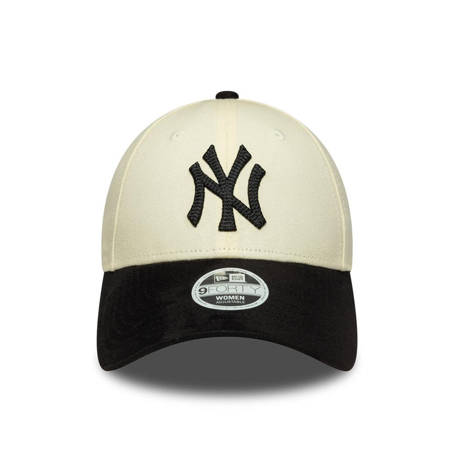 New York Yankees 9FORTY Womens Faux Suede Light Beige Cap