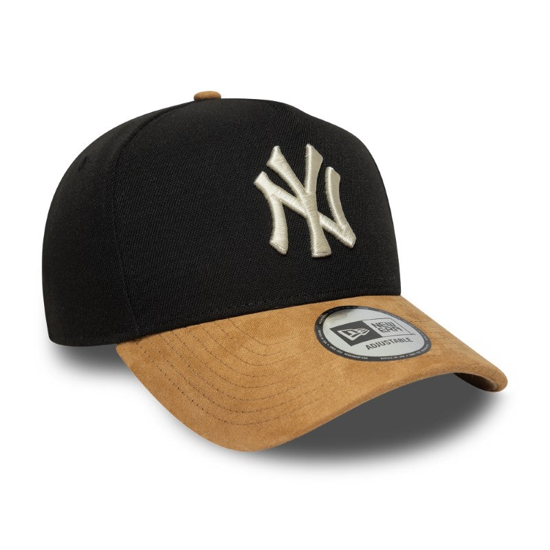 New York Yankees E-Frame Suede Visor Black Trucker Cap